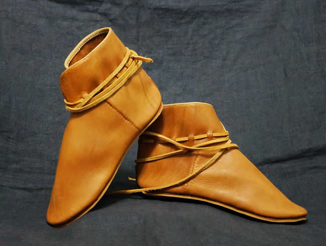Smolensk / Novgorod shoes. Rus, X-XI century. - TRUE HISTORY SHOP